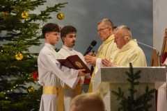 2025.12.25-pasterka-12